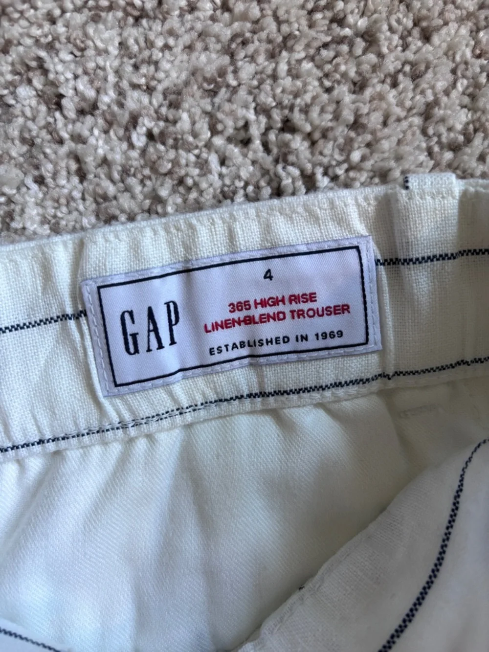 Gap Linen Blend Wide Leg Pleated Pants White Black Pinstripe Coastal Size 4 - Picture 7 of 14